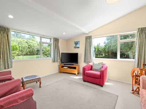 9 Donald Street, Featherston