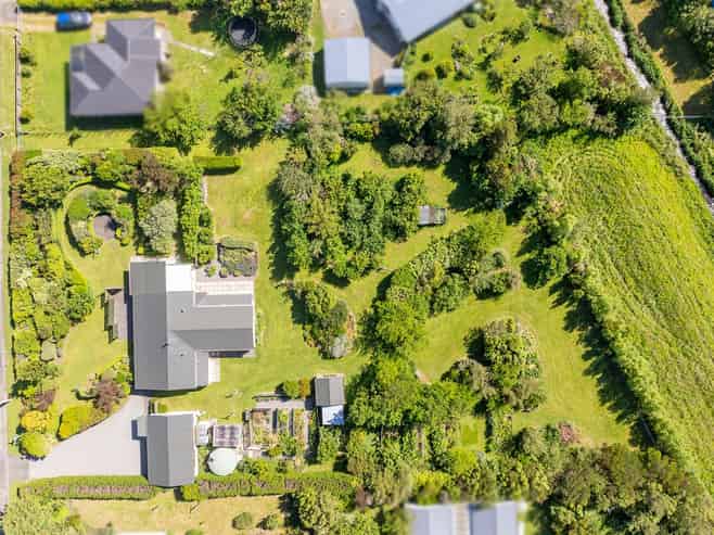 9 Donald Street, Featherston