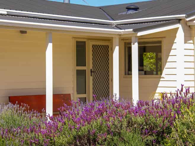 9 Donald Street, Featherston