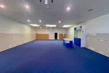 First Class Art Deco Retail