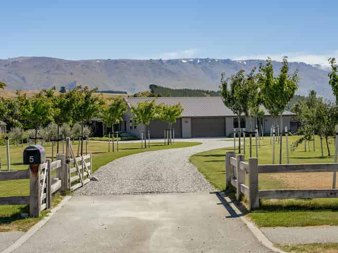 5 Stout Terrace, Cromwell