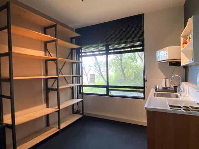 A Room(s) With A View