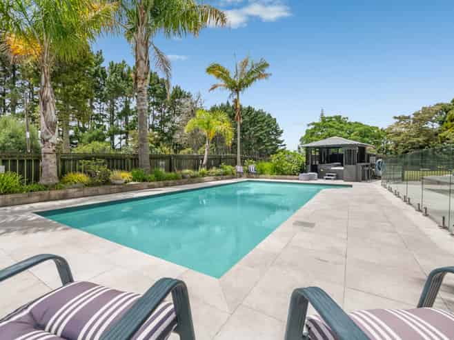 317 & 317A West Road, Brookby