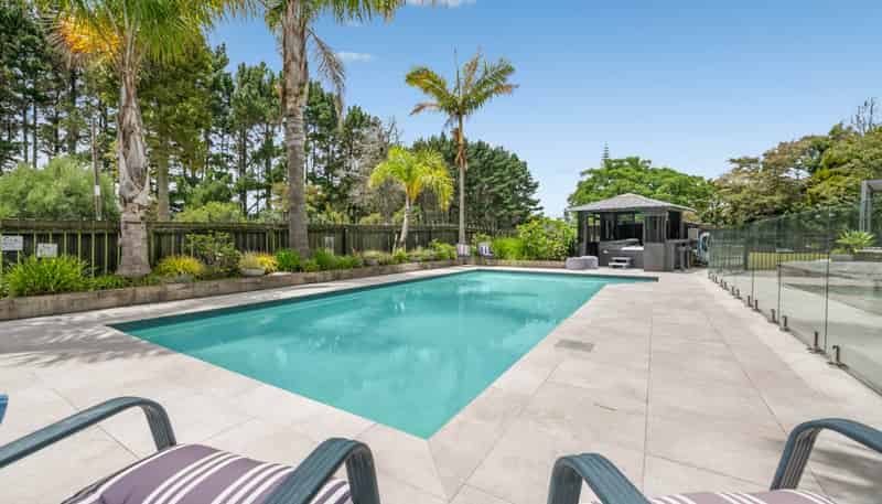 317 & 317A West Road, Brookby