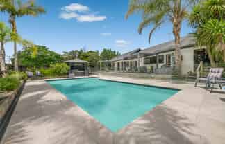 317 & 317A West Road, Brookby