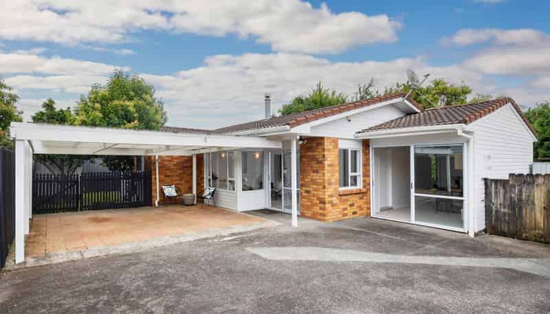 24B Jersey Avenue, Mount Albert