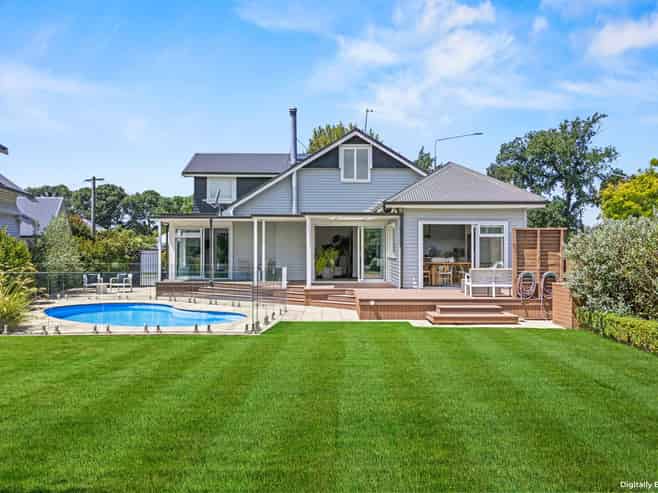 3 Strowan Road, Strowan