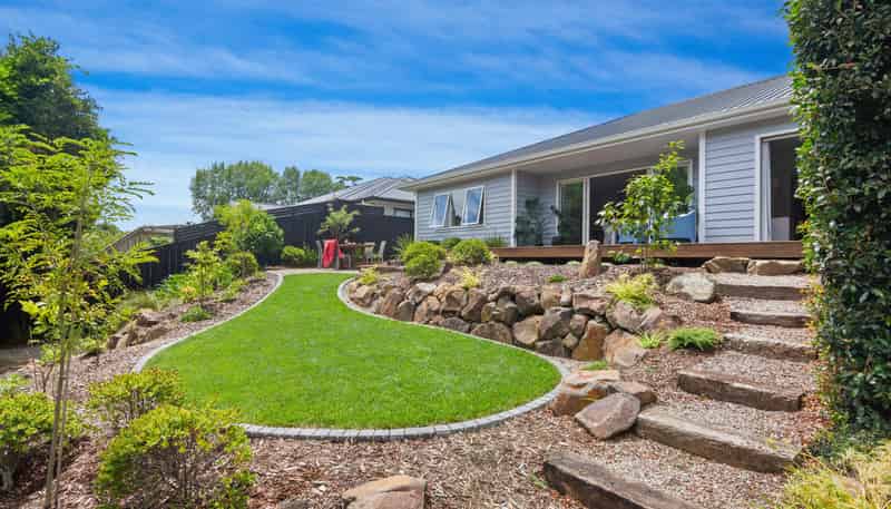 8 Alfred Peter Crescent, Warkworth