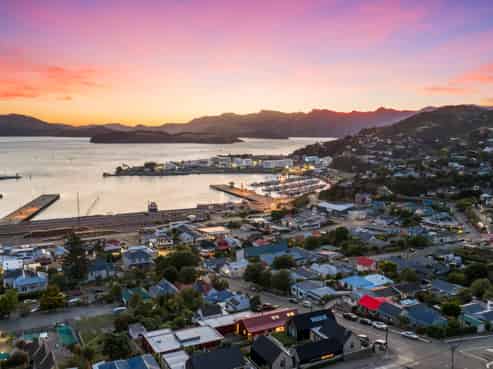 1/42 Canterbury Street, Lyttelton