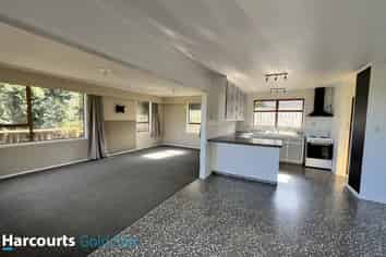 111 Marie Place, Thames