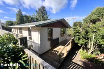 111 Marie Place, Thames