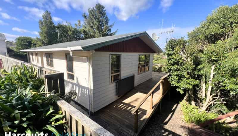 111 Marie Place, Thames