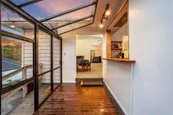 32 Raroa Terrace, Tawa