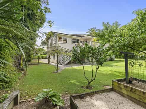52 Pitcairn Street, Oakura