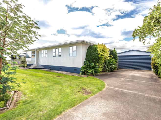 22 Surrey Road, Springvale