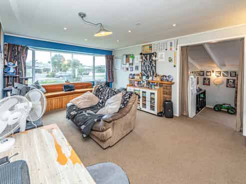 22 Surrey Road, Springvale