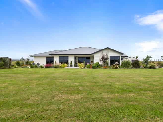 29 Fry Road, Halcombe