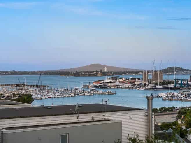 9/47 Shelly Beach Road, Saint Marys Bay