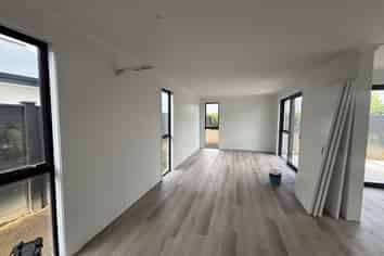 15B Rose Leigh Drive, Cambridge