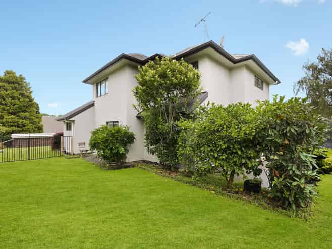 76 Addison Street, Leamington