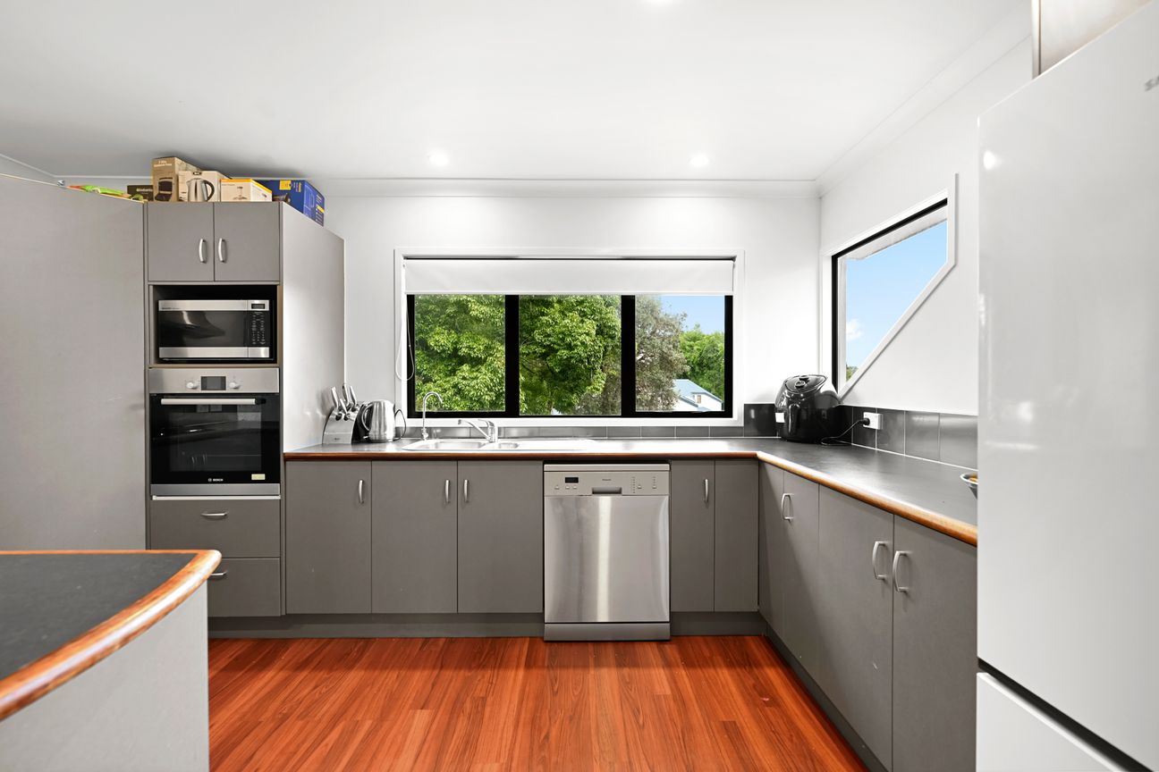 Nows Your Chance! Priced to Sell! - Vista 5