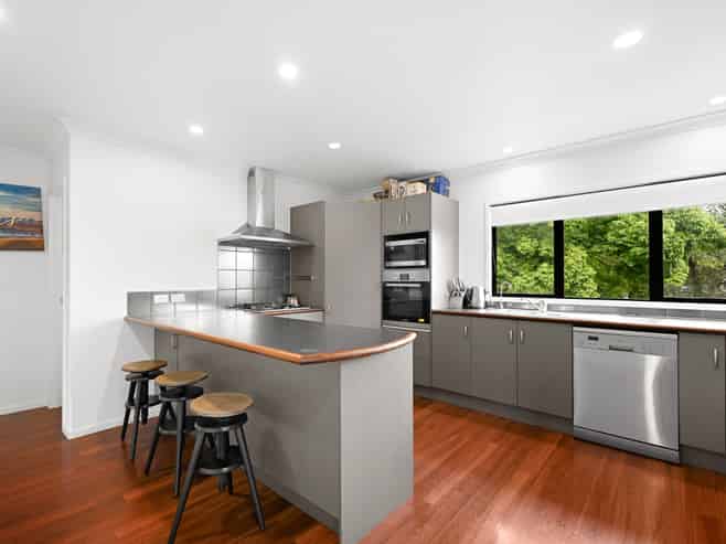 76 Addison Street, Leamington