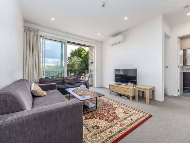 107/1B Soljak Place, Mount Albert