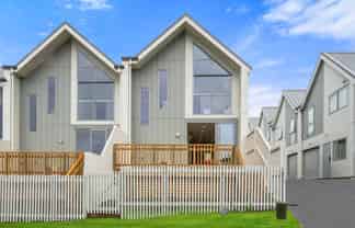 8C Clensmore Place, Torbay