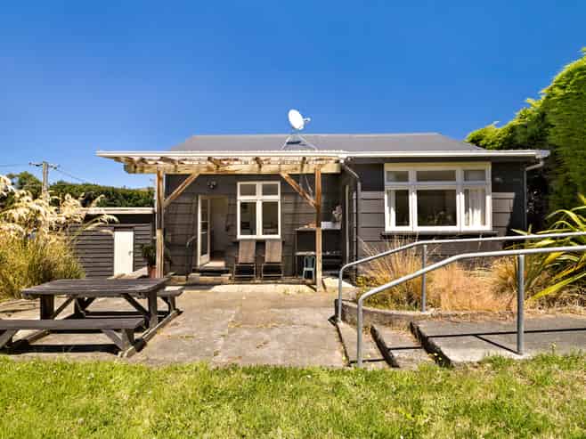 17 William Street, Riverton