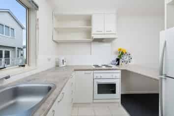 3/49 Henderson Valley Road, Henderson