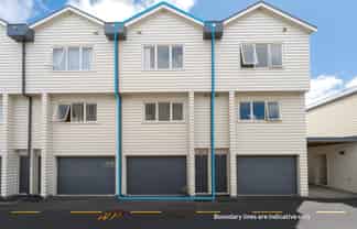 3/49 Henderson Valley Road, Henderson