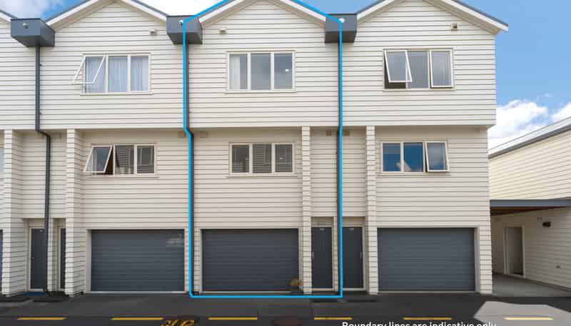 3/49 Henderson Valley Road, Henderson