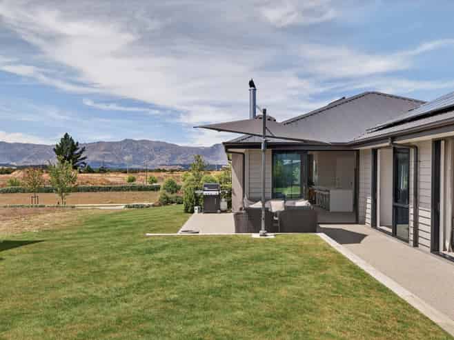 11 Tahi Street, Albert Town, Wanaka
