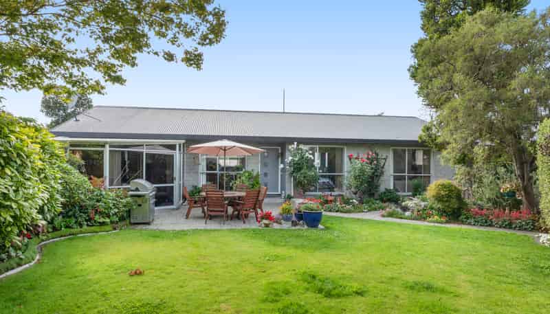 6 Te One Place, Redwood