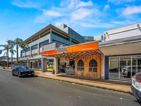 BITE-SIZED, FREEHOLD RETAIL
