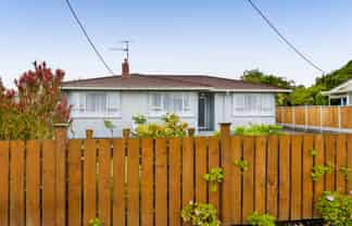 240 Egmont Street, Patea