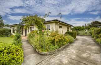 524 Hart Drive, Frimley