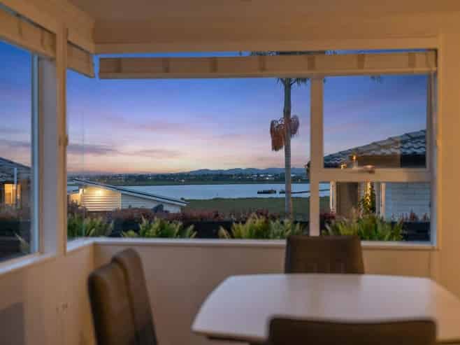 12a Bannings Way, Hobsonville