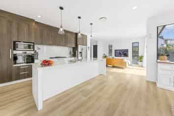 134 Colonial Drive, Millwater