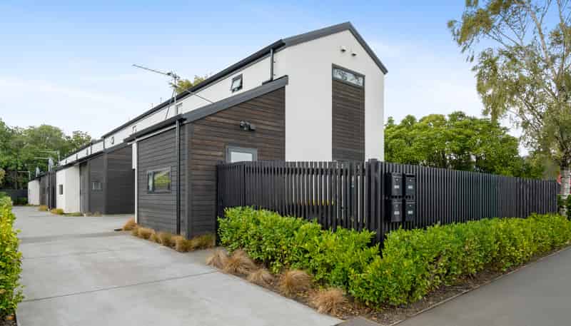 199A Hills Road, Edgeware