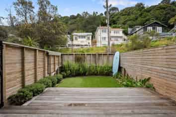 175C Sutherland Road, Lyall Bay