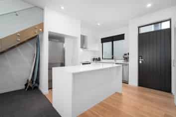 175C Sutherland Road, Lyall Bay