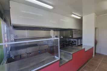 LONG ESTABLISHED TAKEAWAY PREMISES