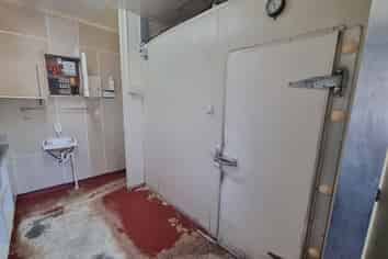 LONG ESTABLISHED TAKEAWAY PREMISES