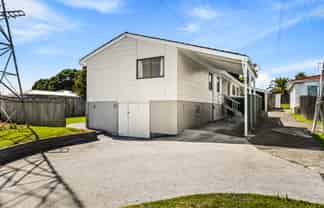 1/13 Paton Avenue, Te Atatu South