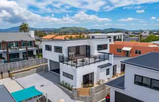 1020C Papamoa Beach Road, Papamoa