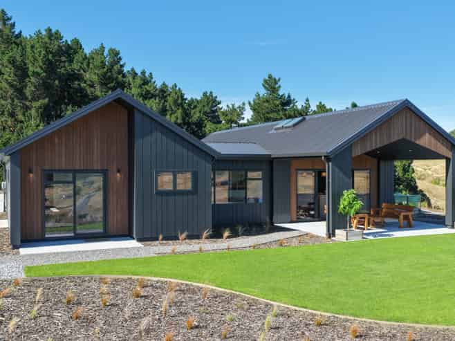 123 Redvale Road, Redwood Valley