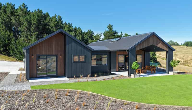 123 Redvale Road, Redwood Valley