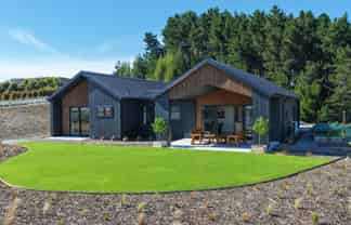 123 Redvale Road, Redwood Valley