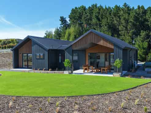 123 Redvale Road, Redwood Valley